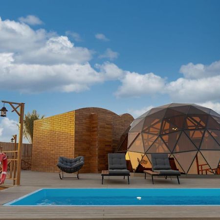 Al Marmoom Oasis Luxury Experiential Desert Resort Dubái Exterior foto